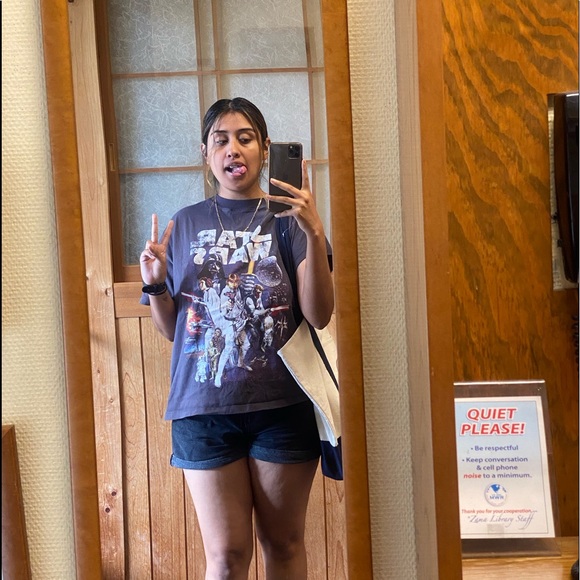 Meet your Posher, Isabel - Picture 1 of 1